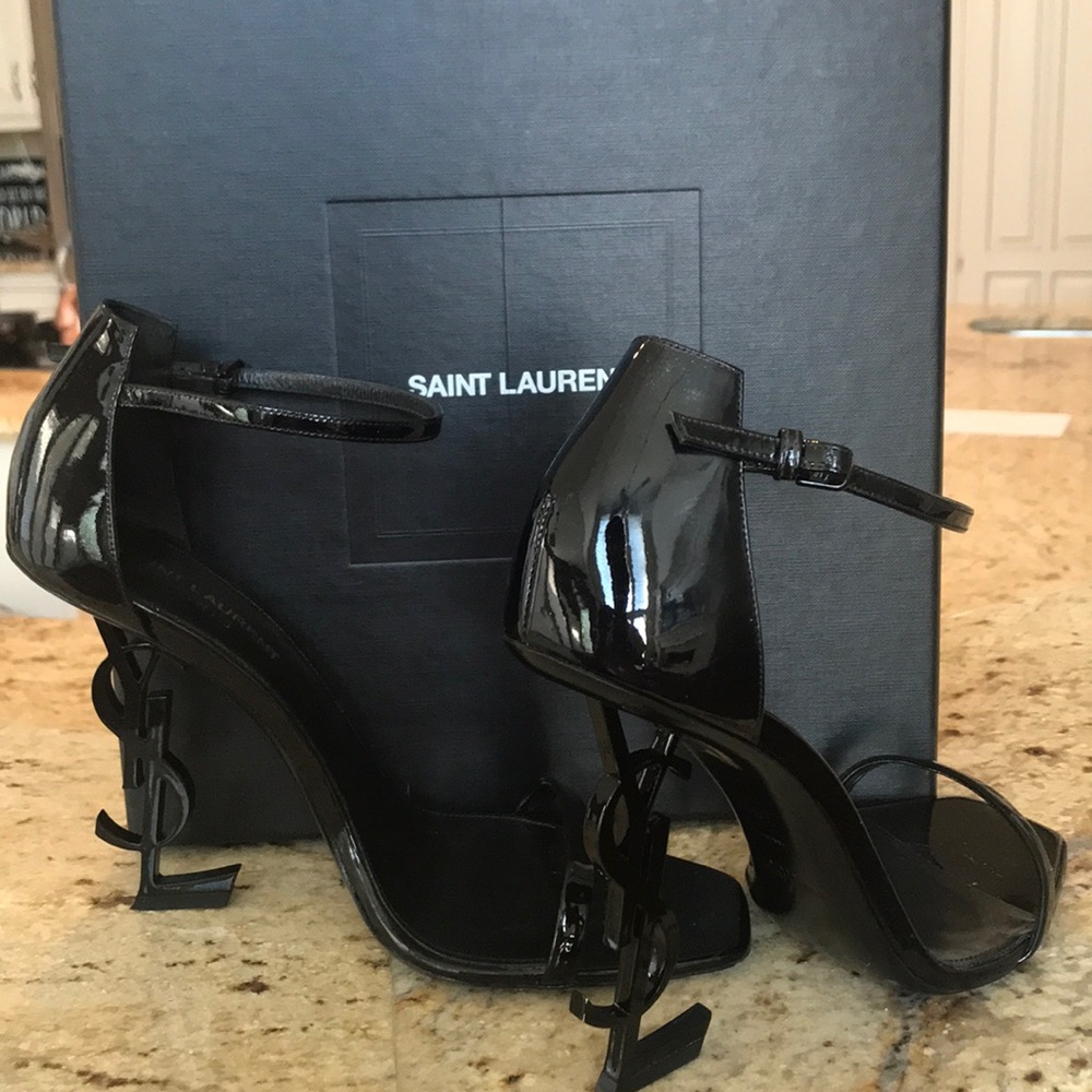 YSL VITEL VERNICE NERO